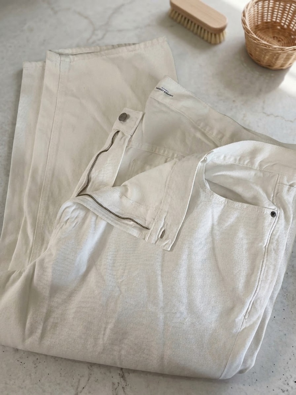 Women’s white denim jeans